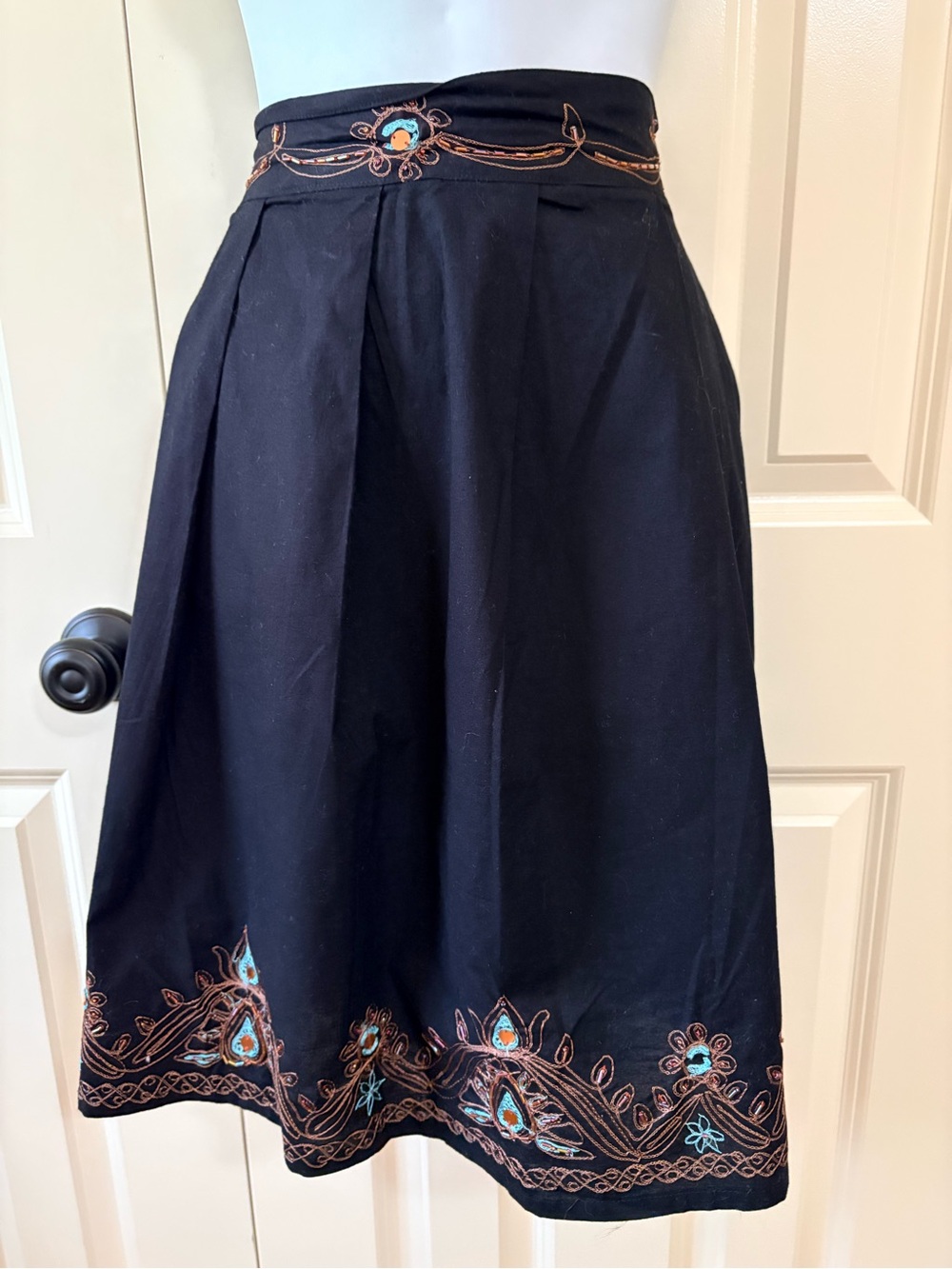 Embroidered Black A-Line Midi Skirt with Turquoise Accents, size S